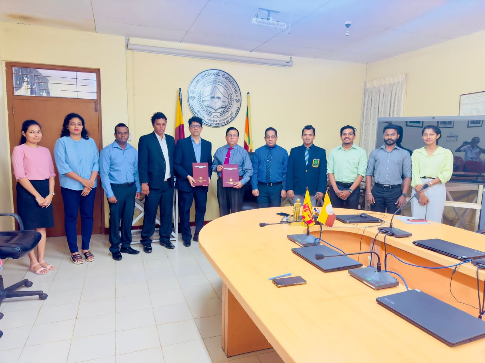 𝐌𝐎𝐔 𝐒𝐢𝐠𝐧𝐢𝐧𝐠 𝐁𝐞𝐭𝐰𝐞𝐞𝐧 𝐭𝐡𝐞 𝐃𝐞𝐩𝐚𝐫𝐭𝐦𝐞𝐧𝐭 𝐨𝐟 𝐒𝐩𝐨𝐫𝐭𝐬 𝐒𝐜𝐢𝐞𝐧𝐜𝐞𝐬 𝐚𝐧𝐝 𝐏𝐡𝐲𝐬𝐢𝐜𝐚𝐥 𝐄𝐝𝐮𝐜𝐚𝐭𝐢𝐨𝐧