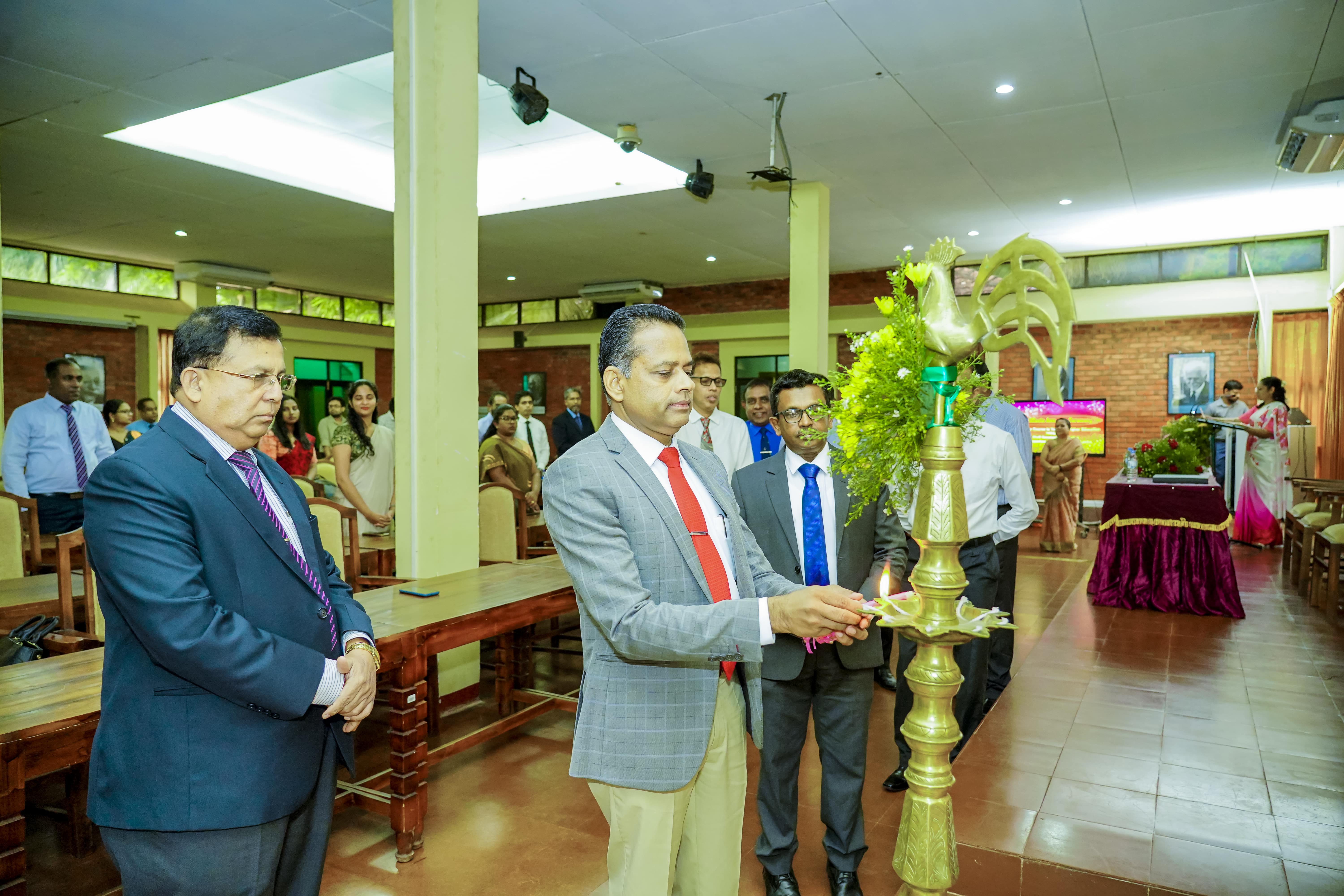 The Certificate Awarding Ceremony of the CCTHE 2022/2023 Staff Development Centre (SDC)