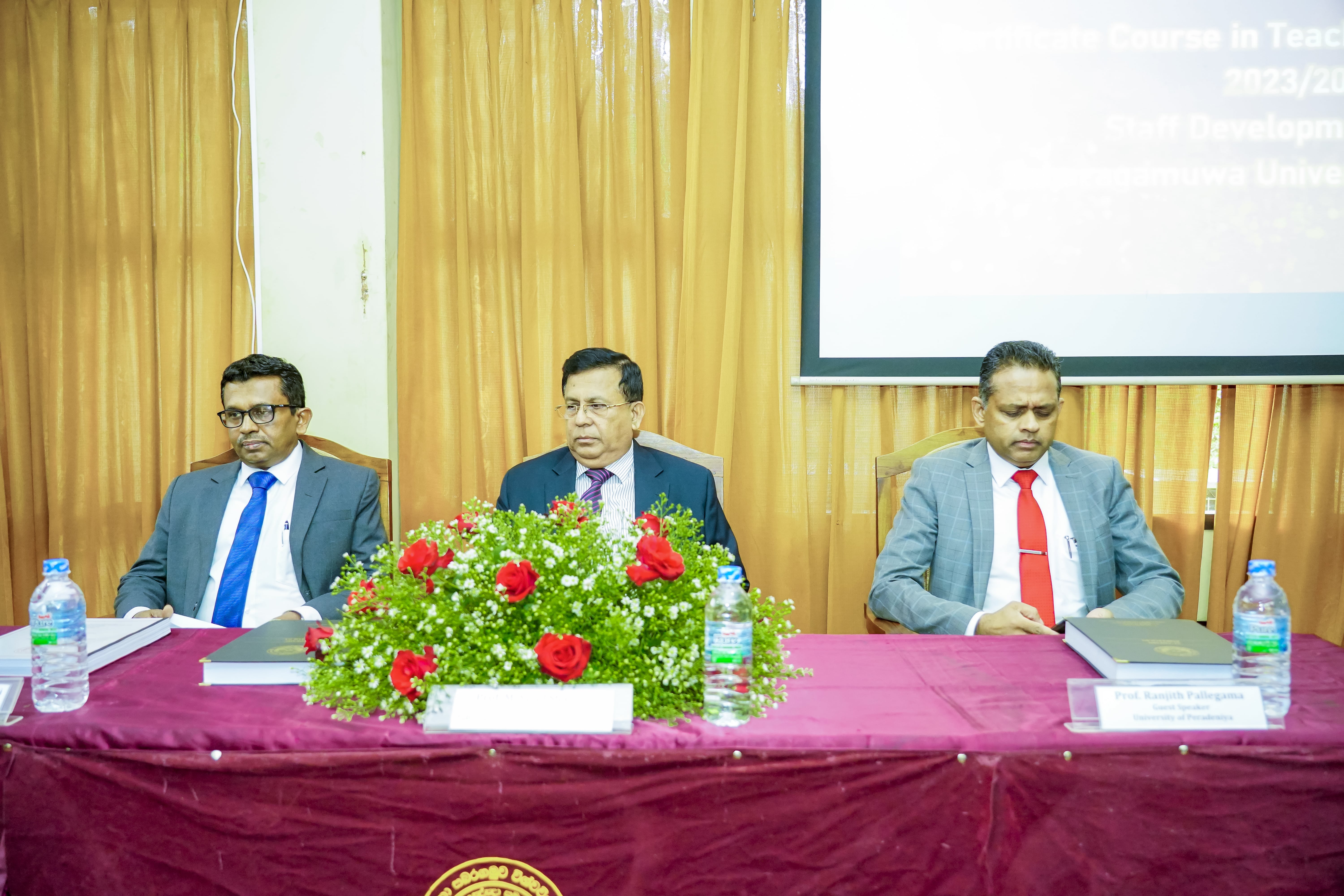 The Certificate Awarding Ceremony of the CCTHE 2022/2023 Staff Development Centre (SDC)