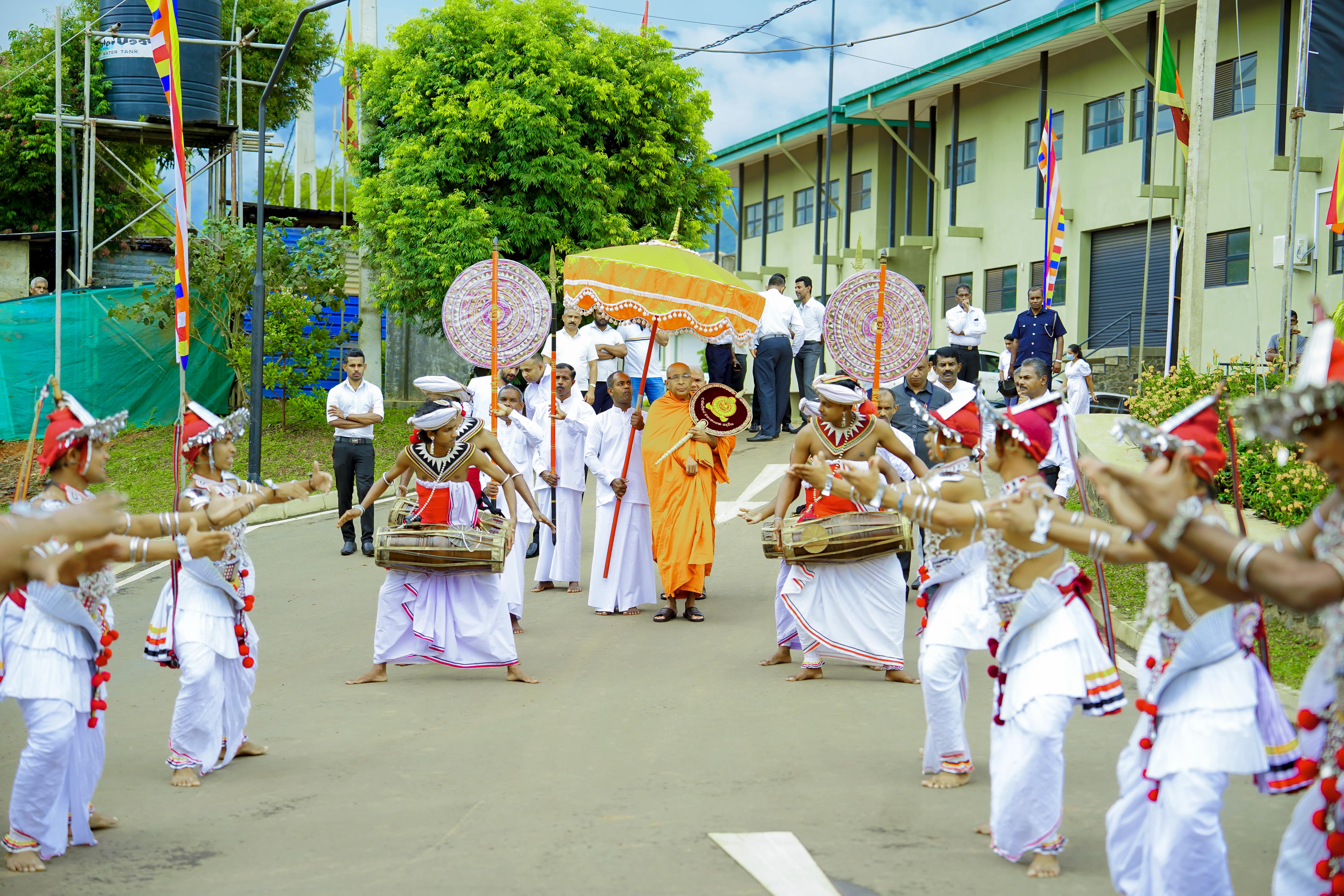 The grand ceremony to welcome the Mahanayake Thero